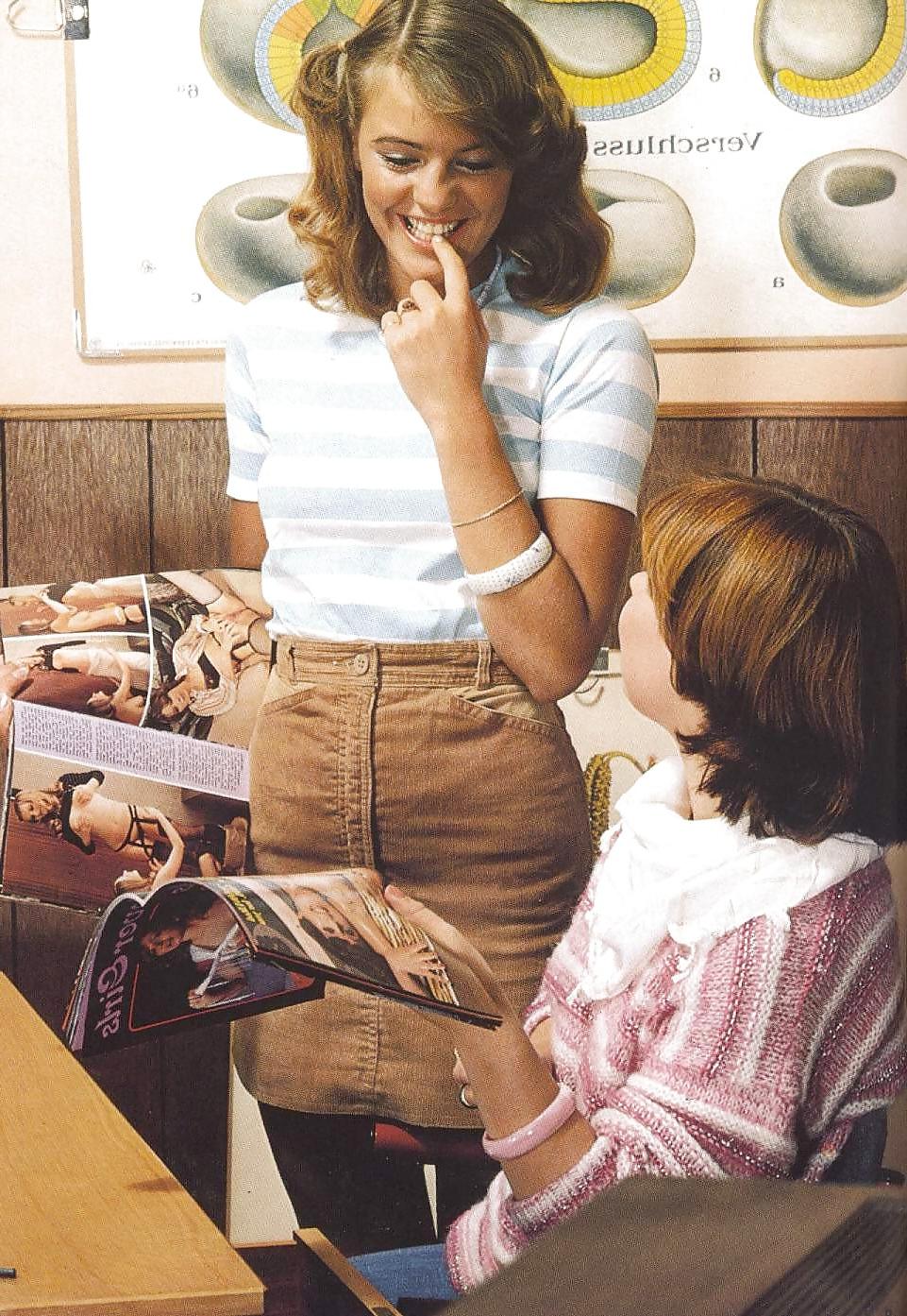 25P 2 Vintage Lesbian Sets