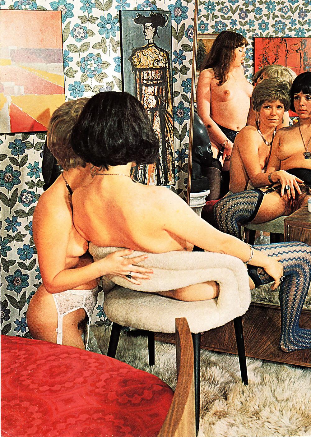 25P 2 Vintage Lesbian Sets