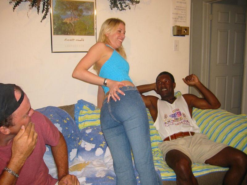 16P Amateur blonde babe blowjob &amp;amp; gangbang sex