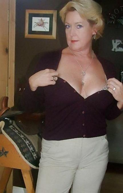 20P Mature-BBW-Ladies 104