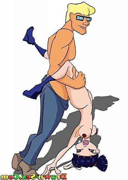 12P Stella was fucked by cum spurting dick inside a cave