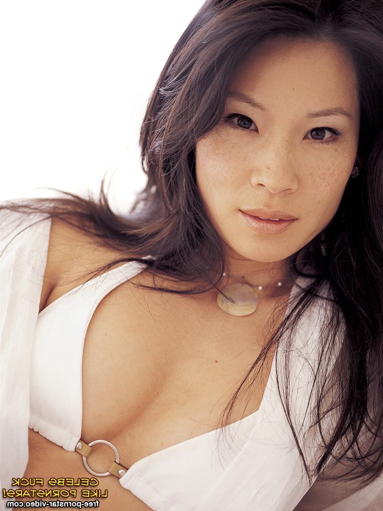 10P Luci Liu innocent nude posing
