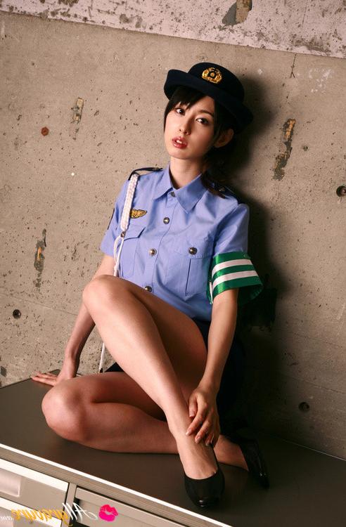 14P Rina Akiyama policewomen