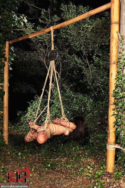 16P Marica Hase Japanese babe bound in ropes and suspended in air