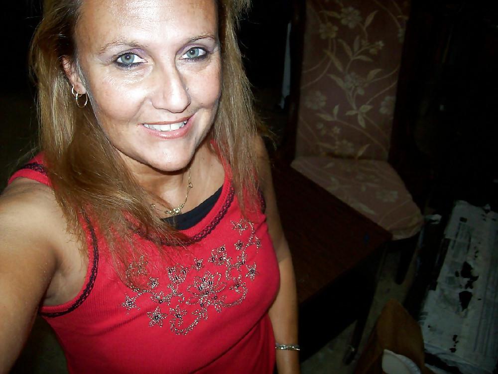 18P GILF fun