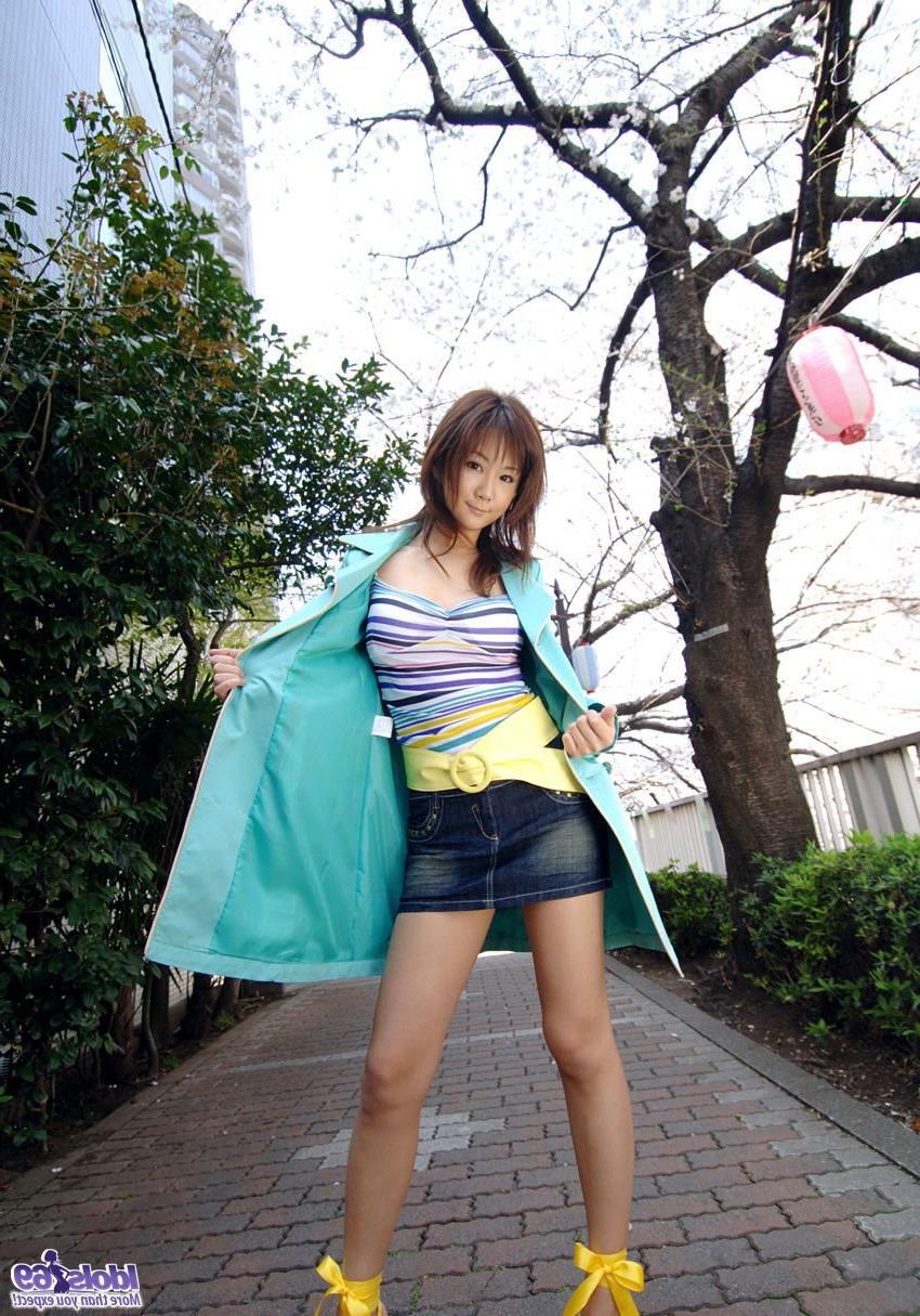 16P Hot horny Asian student in a mini skirt