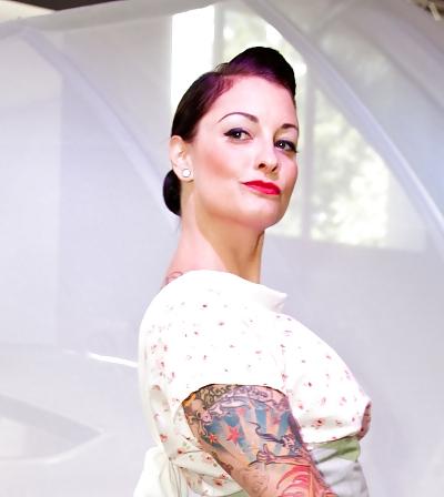 9P Lina Van De Mars