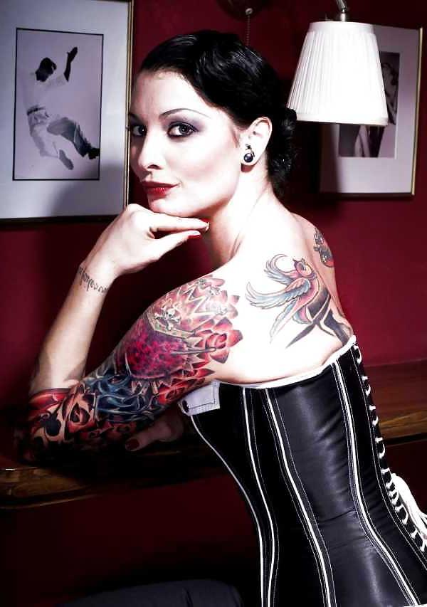 9P Lina Van De Mars