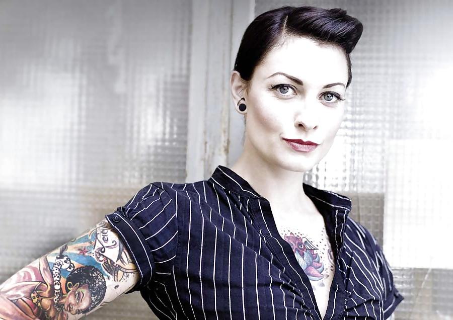 9P Lina Van De Mars