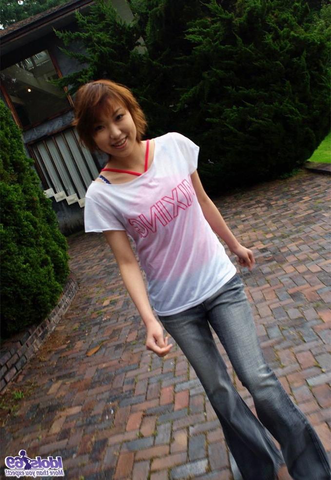 16P Innocent Asian babe is a cutie who shows off