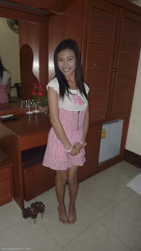 15P Condom trickery for 35kg Thai gogo dancer Ann