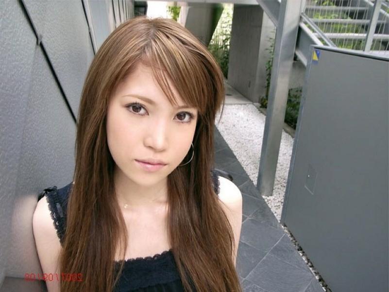 16P Asian cutie slides off her lacey panties for a doggie banging