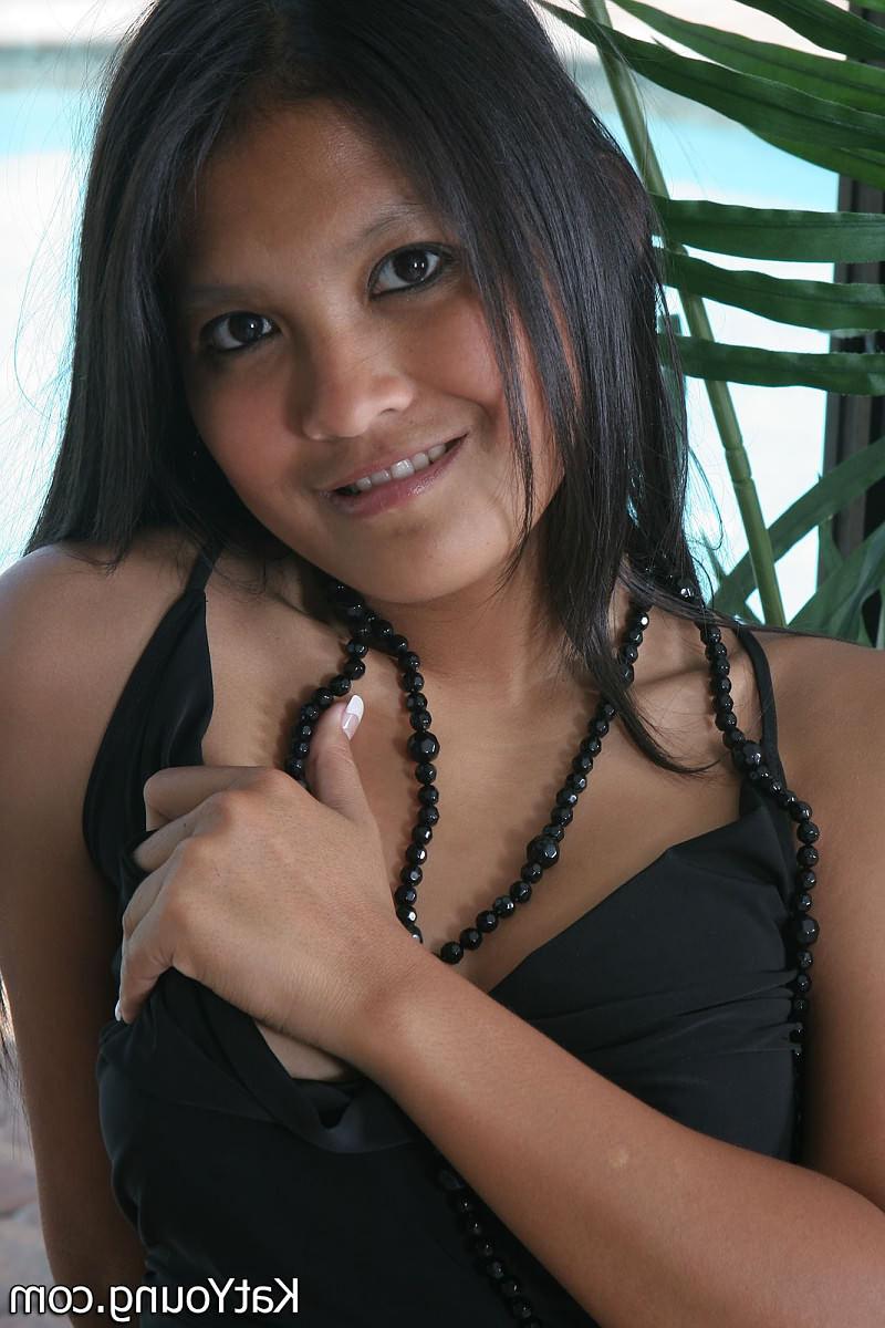 16P ::: Kat Young ::: Beautiful exotic teenie Kat stripping and teasing outdoor