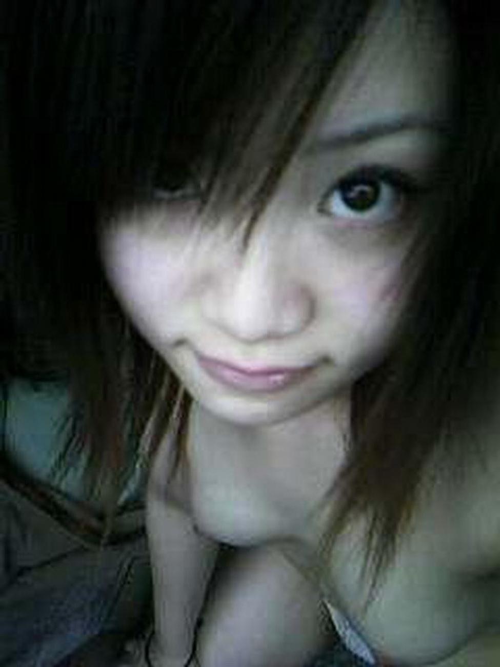 16P Asian cutie slides off her lacey panties for a doggie banging