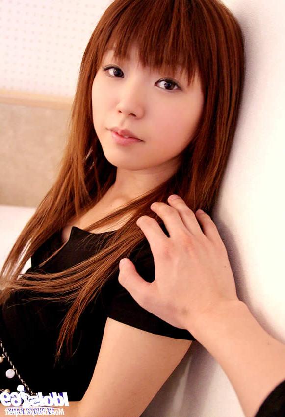 15P Japanese cutie undressing for her boyfriend