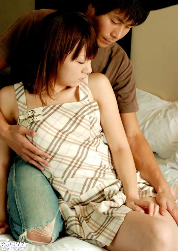 15P Cute japanese girl fucking her boyfriend