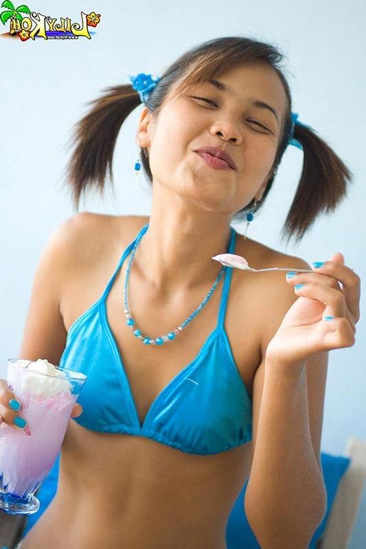 16P naughty asian teen lily koh gets messy with her milkshake