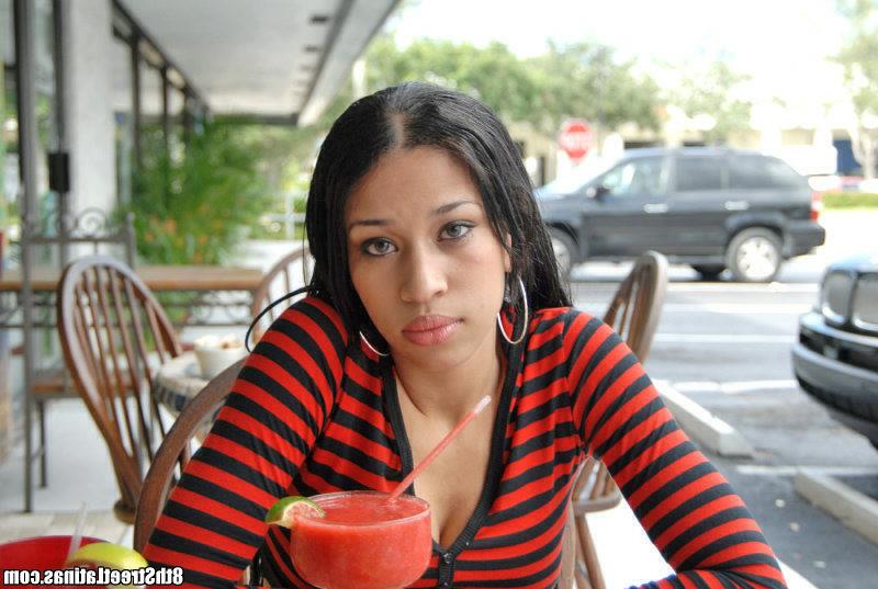 12P Check out these horny girls that love to fuck