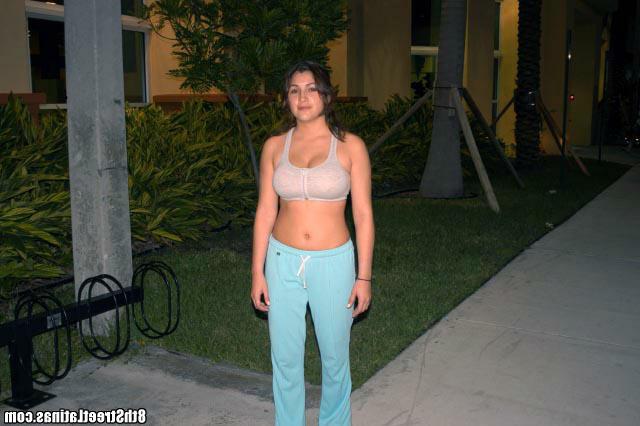 12P Big natural tit having cutie gets felt up