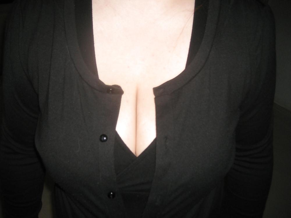 17P Swinger wife Jen is one hot, horny slut