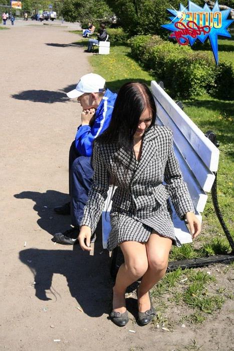 16P Exhibitionist strips next to lucky passer-by
