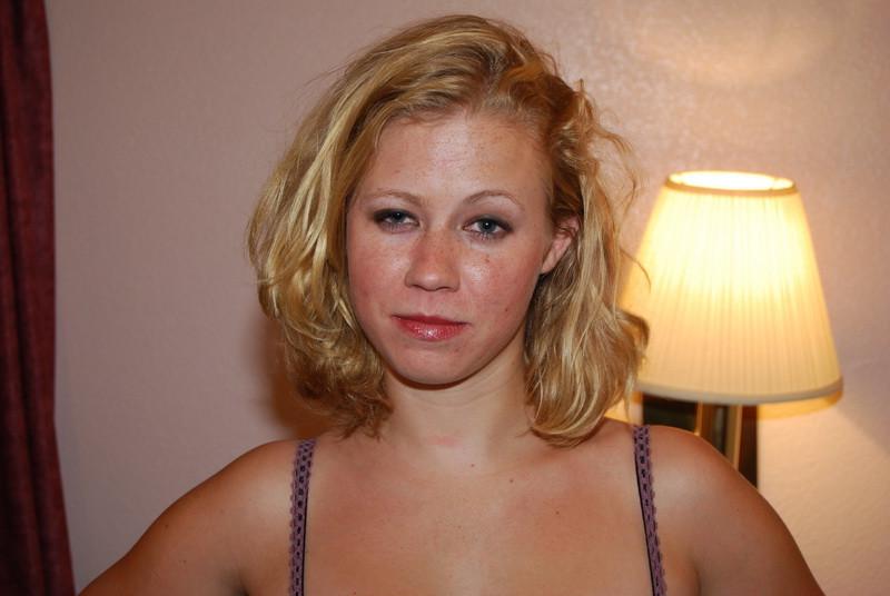 16P Sexy real blonde amateur with big natural tits and round ass