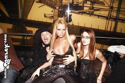 25P Balkan girls5