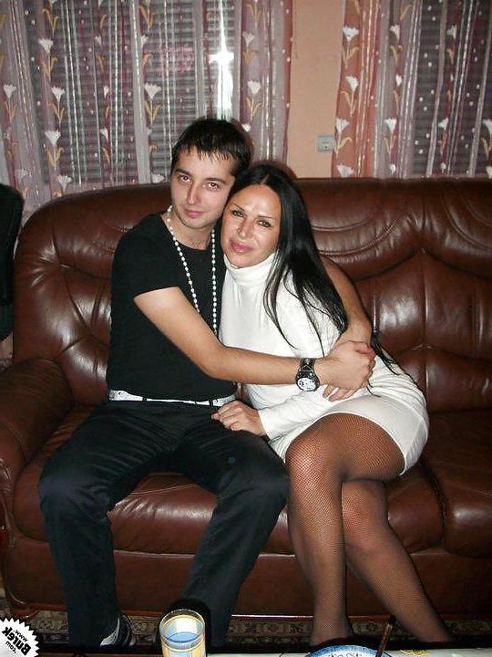 25P Balkan girls5