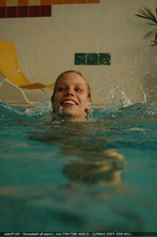 19P Jassie hot sexy teen redhead swimming nude in the pool
