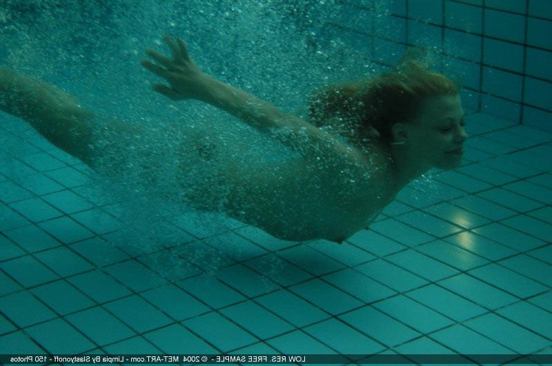 19P Jassie hot sexy teen redhead swimming nude in the pool