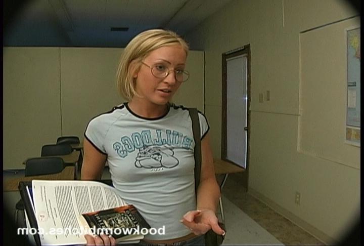 16P Awesome Teen Hottie Fucking Her Older Teacher