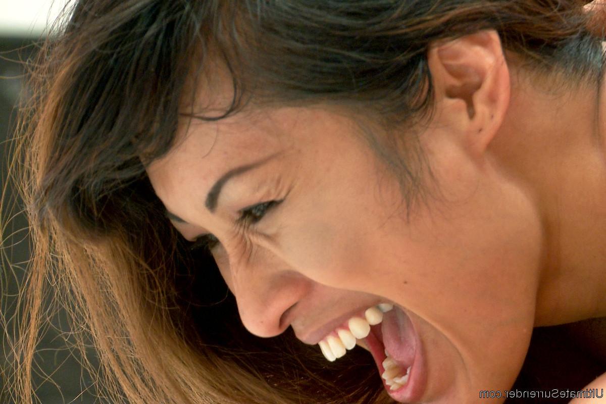 20P Each girl gets one round to prove herself against her opponent. If she wins she 