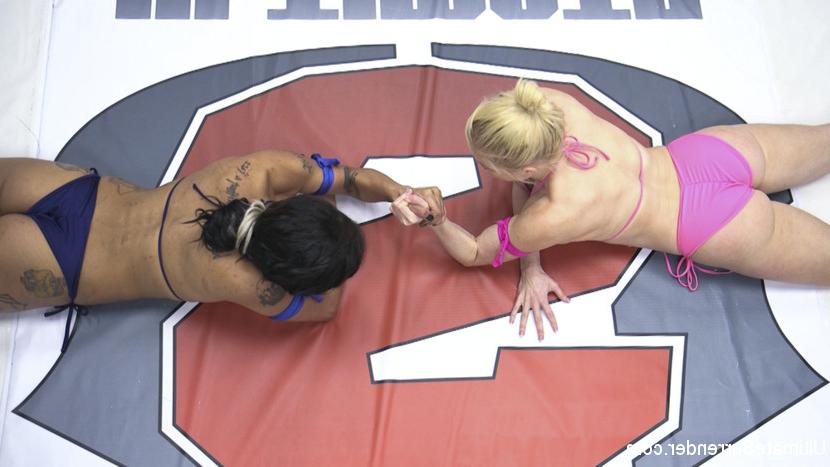 15P Good things come in small Packages. Rookie Cup feather weight bout!