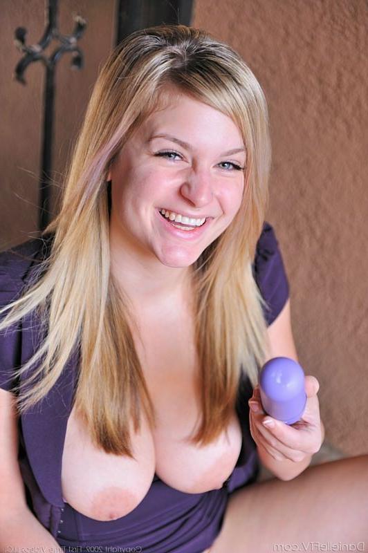 15P Big boobed Danielle spreads for large purple bullet