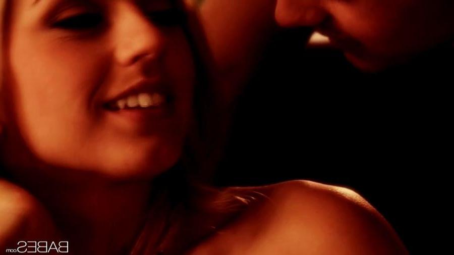 16P Lexi Belle in a passionate fuck with her boyfriend