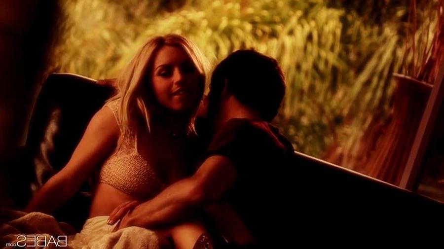 16P Lexi Belle in a passionate fuck with her boyfriend