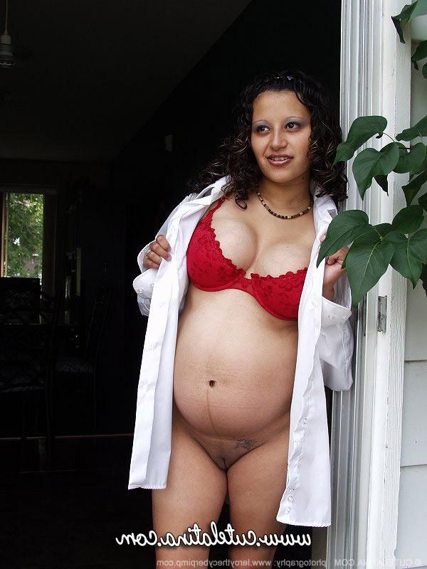 15P Cute latina pregnant and naked