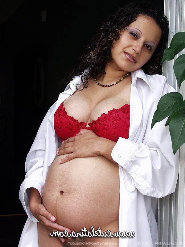 15P Cute latina pregnant and naked