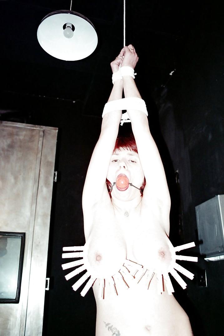 10P Brunette submissive titbondage and clothespins
