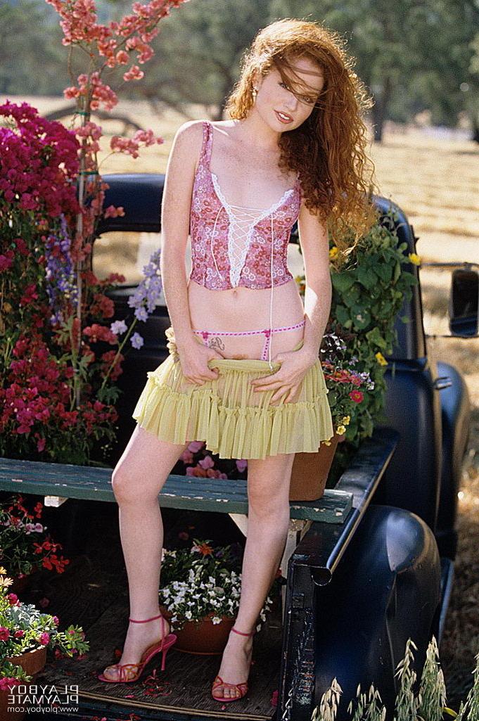 15P Miss September 2004 Scarlett Keegan