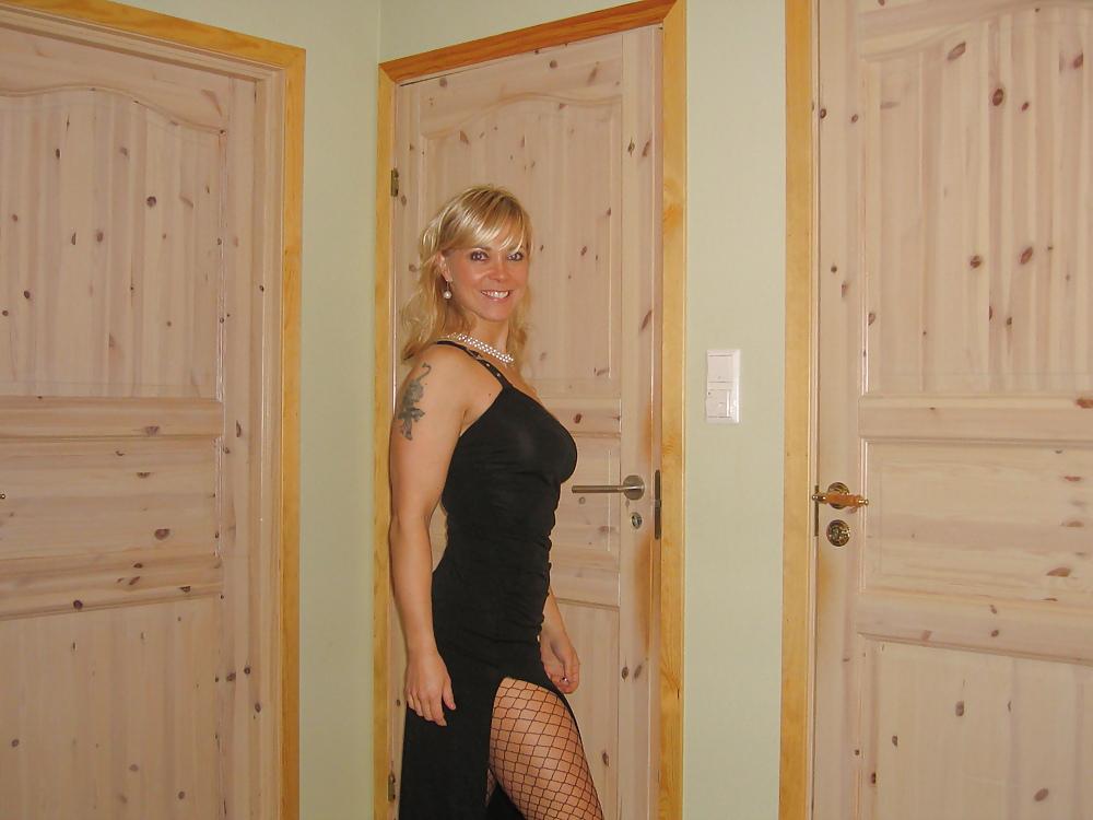 25P Hot Porty Milf pt2