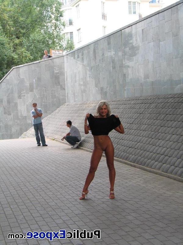 10P Most daring flashers indulge in sophisticated street exhibitionism