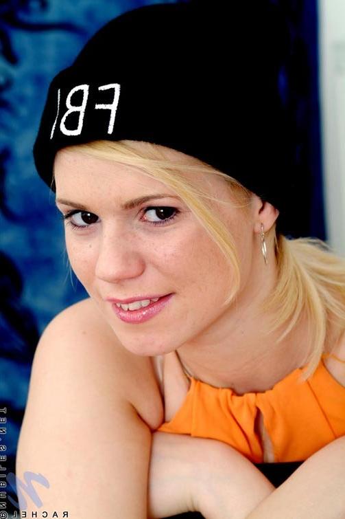 9P Rachel exposes her exotic puffy pussy lips