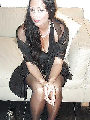 12P Barbara, MILF in stockings