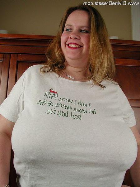 15P Plumper with Huge Boobs