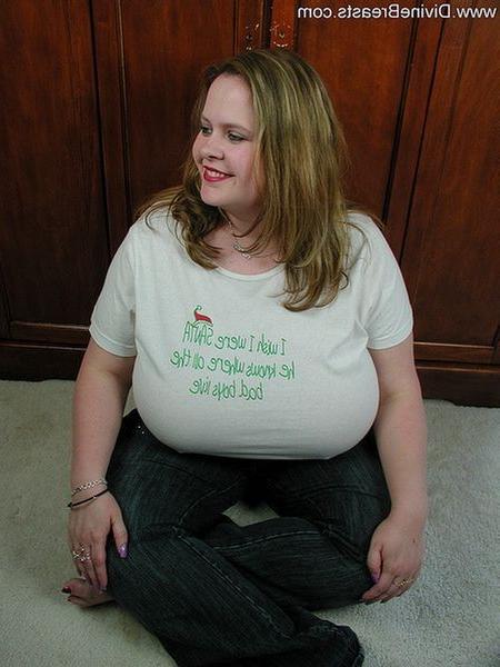 15P Plumper with Huge Boobs