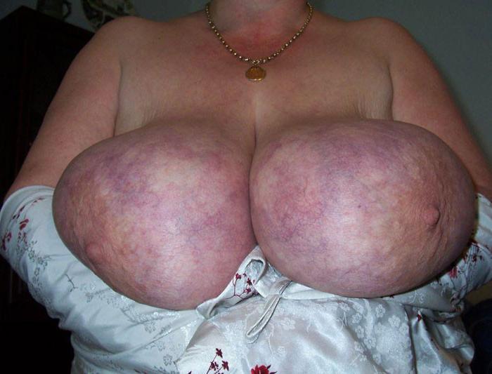 16P the best mature boob pics
