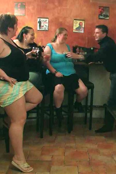 8P He finds her BBW pussy wet and tight and then he cums on the big tits of the dru