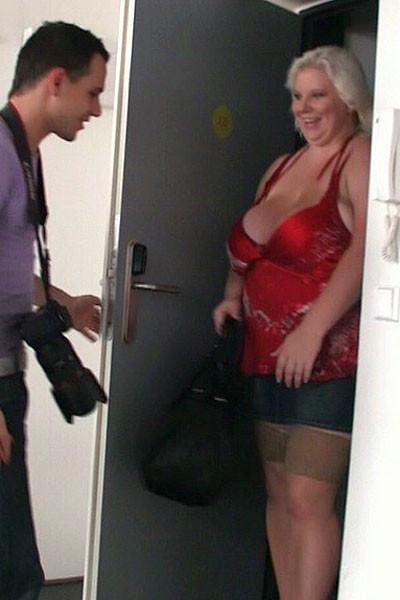12P He has her bent over on the stairs and he fucks her BBW pussy hard before cummin