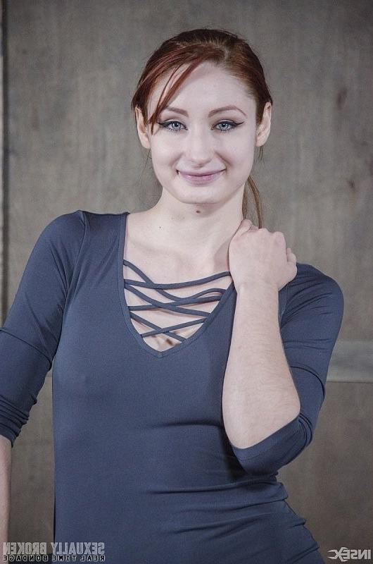 16P Violet Monroe redhead is bound to sex machine and made to deepth